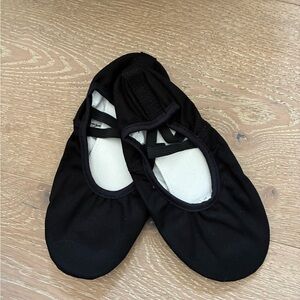 Black Women's Slippers
